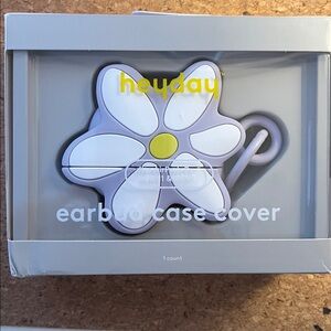 Heyday Daisy Earbud Case Cover - Purple and White